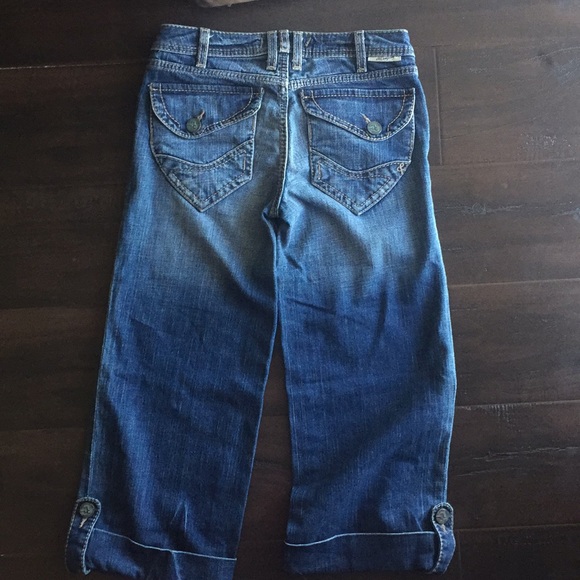 J & Company Capris - Picture 6 of 6